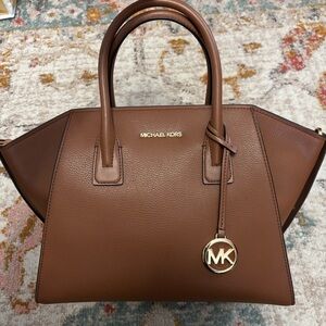 MICHAEL Michael Kors Avril Medium Top-Zip Satchel in color “Luggage”